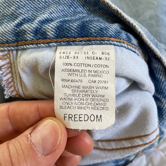 Tommy Hilfiger Y2K Freedom Raw Hem Jeans Size 33/32 - Picture 5 of 6